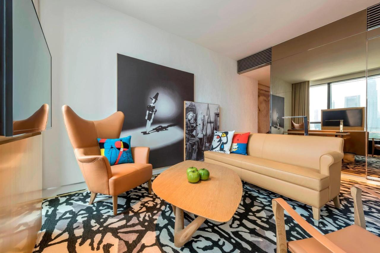 Deluxe Suite, Executive Lounge Access, 1 King,1350927040:JPEG