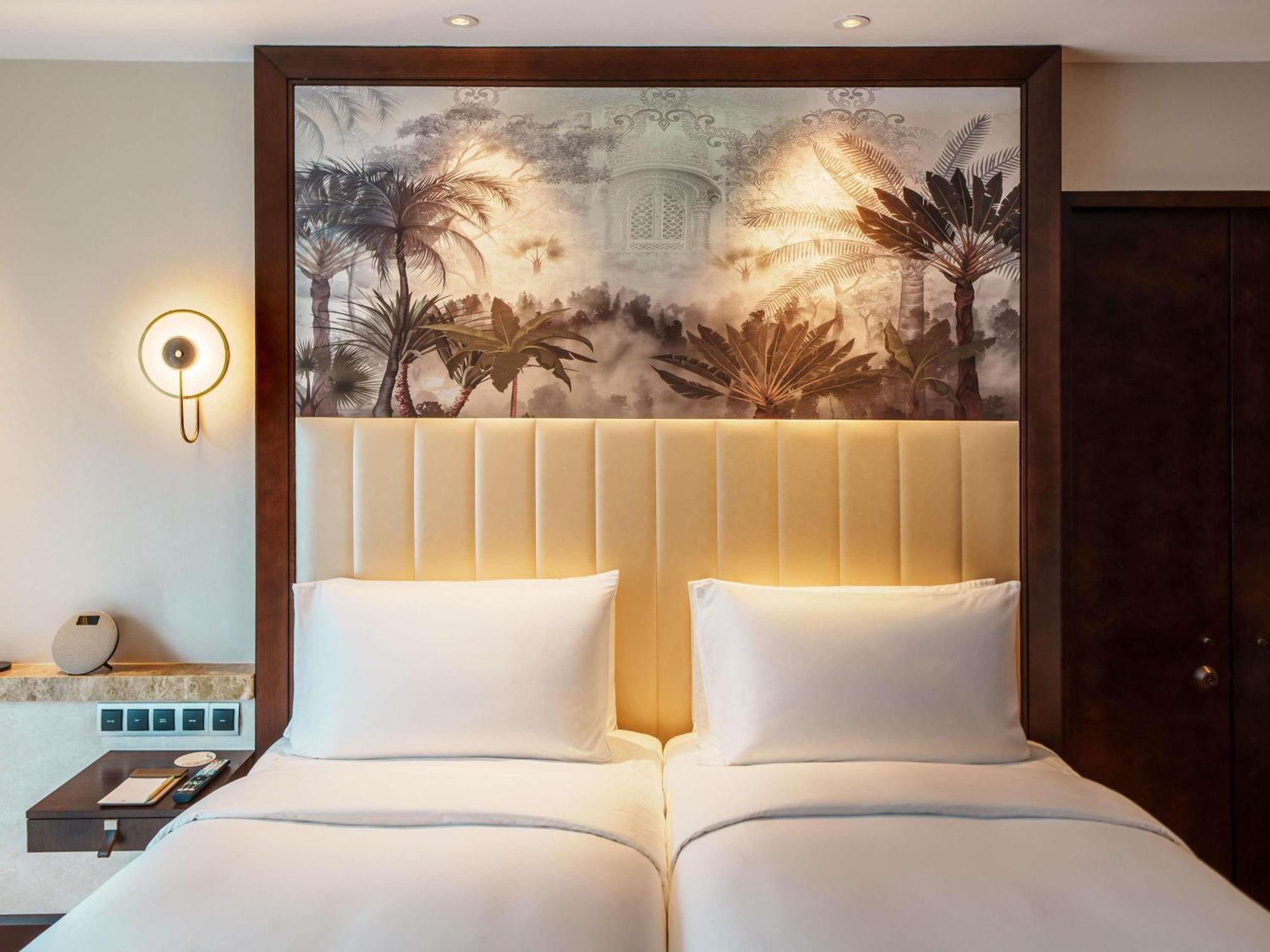 Luxury Garden View Room 2 Single Beds