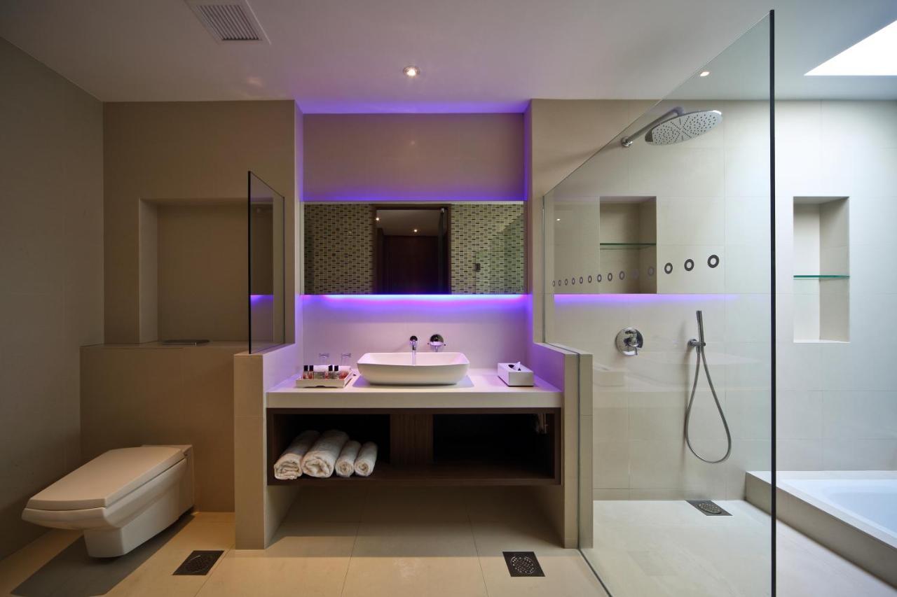 Double or Twin Room Hill View